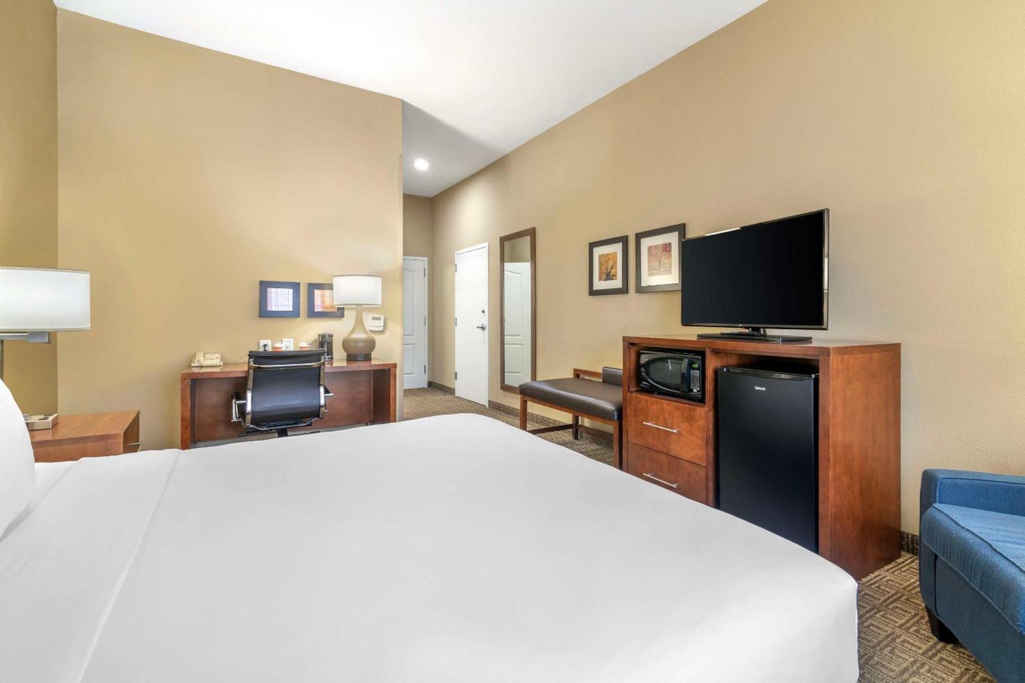 Comfort Inn & Suites Dover-Portsmouth Εξωτερικό φωτογραφία