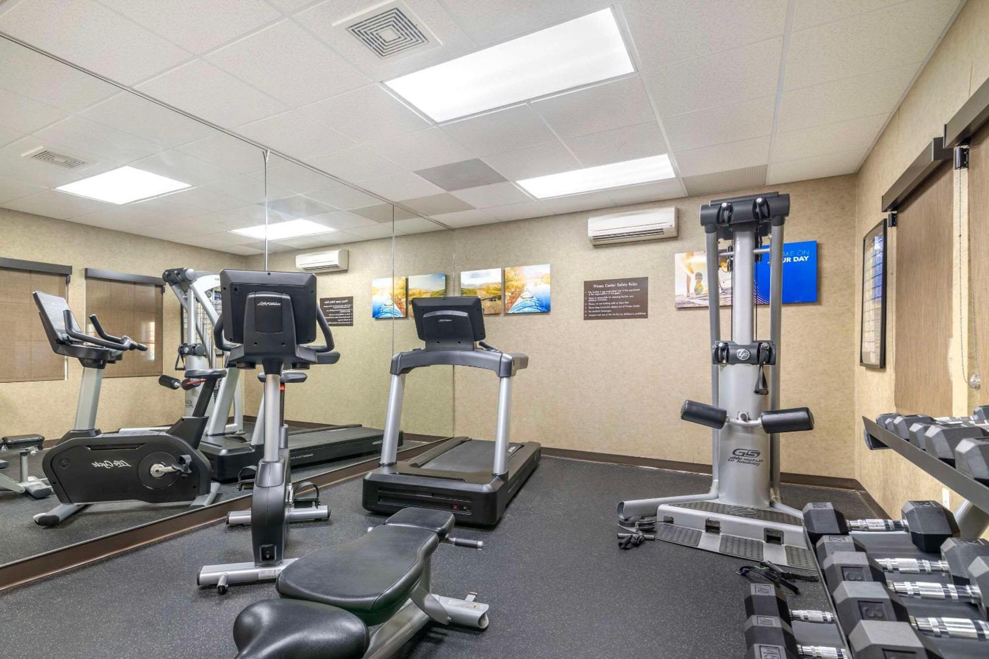 Comfort Inn & Suites Dover-Portsmouth Εξωτερικό φωτογραφία