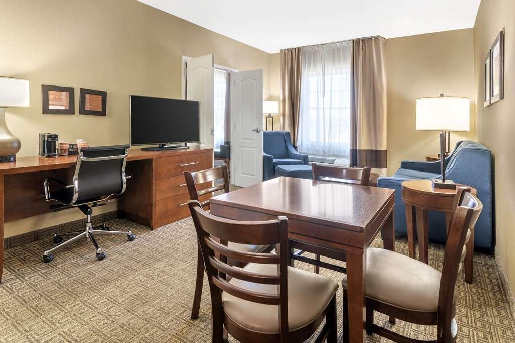 Comfort Inn & Suites Dover-Portsmouth Δωμάτιο φωτογραφία